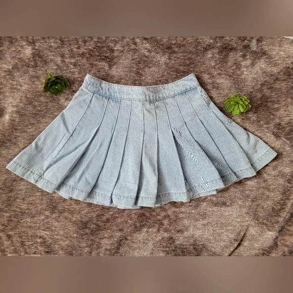 Forever 21- Light Blue Denim Skirt - Picture 3 of 3